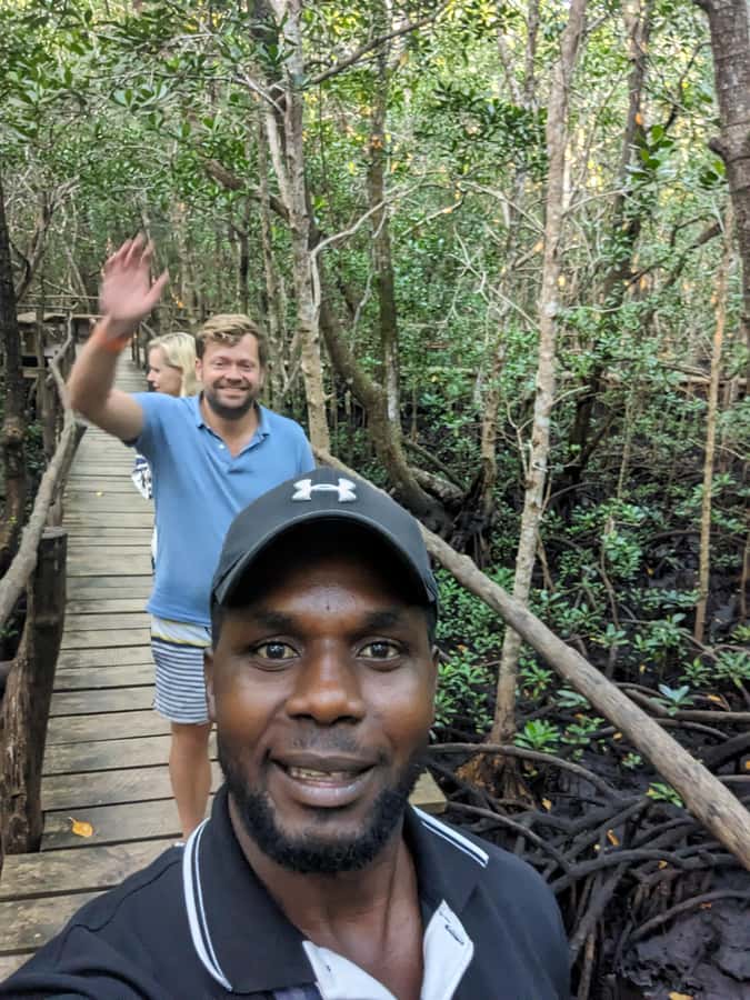 Stone Town: Jozani Chwaka Bay National Park Half-Day Tour - What the guide adds to the visit