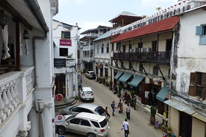 Stone Town walking tour, shopping, history and culture - Forodhani Garden and Jaws Corner