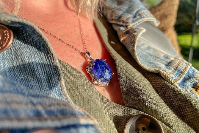 Tanzanite experience tour - Tanzanite shopping in Arusha - Cultural Heritage Centre Art and Jewellery