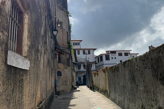 Welcome Zanzibar : A Journey through time for the Old Town - The Old Fort and the layers of power