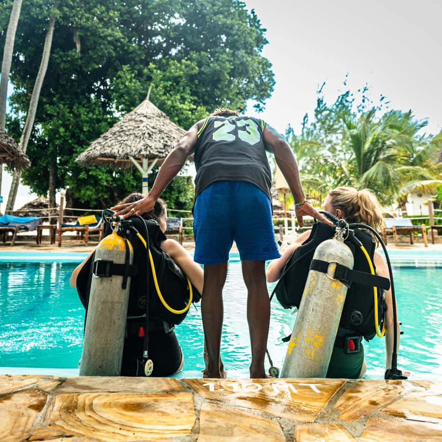 Zanzibar 1 Day Scuba Diving Course for Beginners with Lunch - What the $200 price really covers