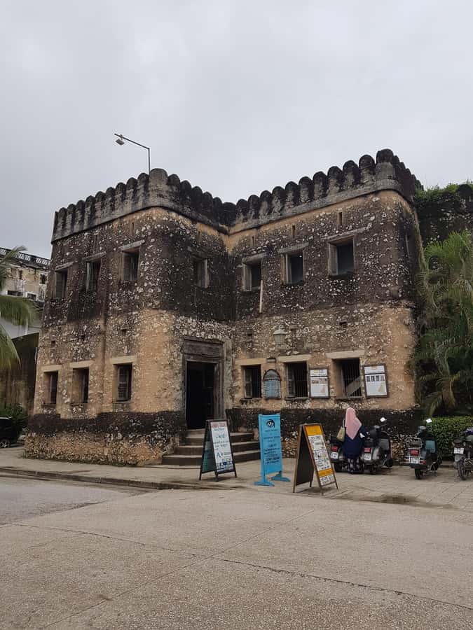 Zanzibar: 3 Hours Private Stone Town walking Tour with Guide - Why Stone Town is best understood one street at a time