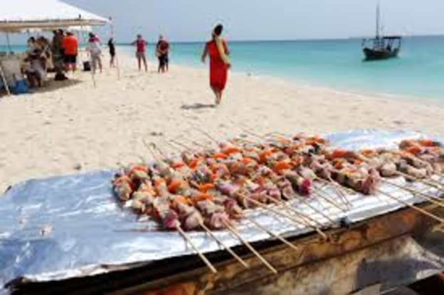 ZANZIBAR:Amazing tour Nakupenda SandBank with fruits - The speedboat ride to the sandbank