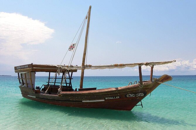 Zanzibar boat rental/charters - About 1.5 hours cruising the Indian Ocean