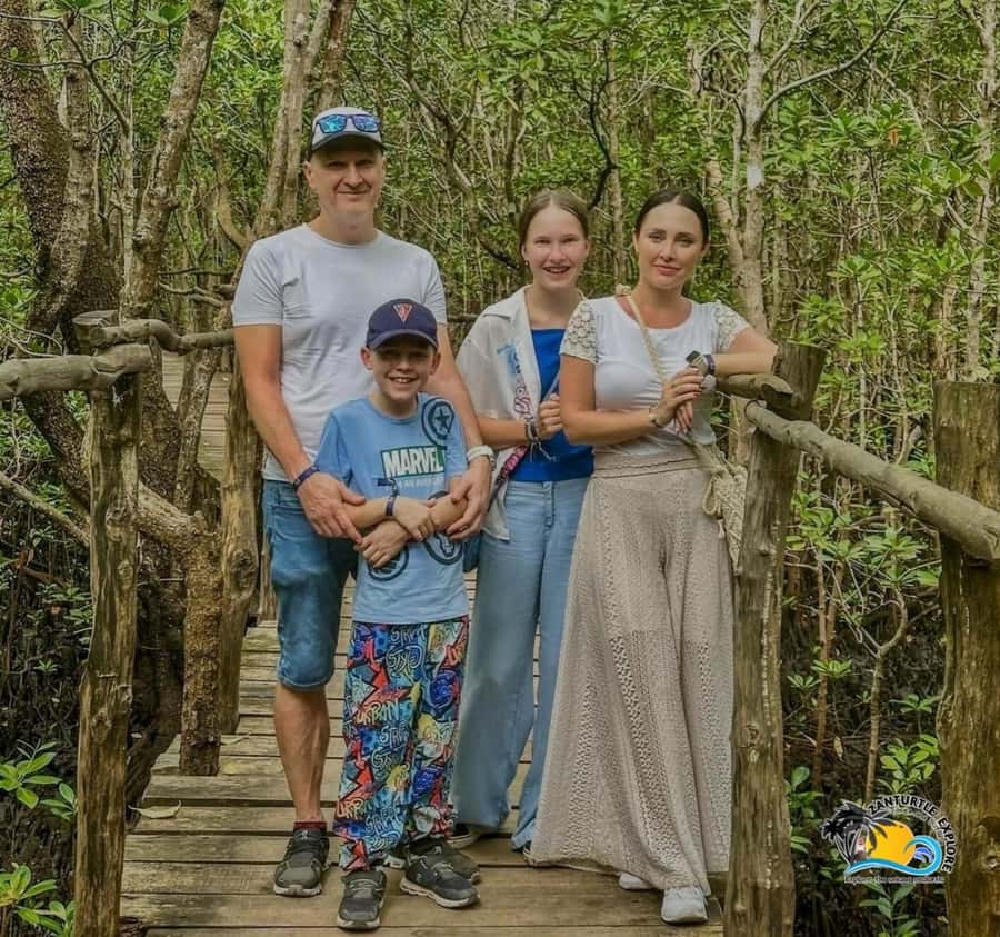 Zanzibar: Jozani Forest, Kuza Cave & Salaam Cave Aquarium - How to make the day run better