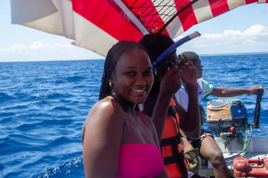 Zanzibar: Mnemba island Snorkeling & Boat Tour with Lunch - The guides and the human side of the trip