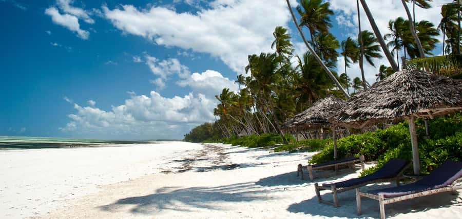 Zanzibar: Nakupenda Sandbank and Prison Island Tour & Lunch - What the $42 price really covers