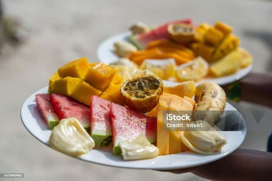 Zanzibar: Nakupenda Sandbank with Seafood BBQ & Fruits - A seafood barbecue served on the sand