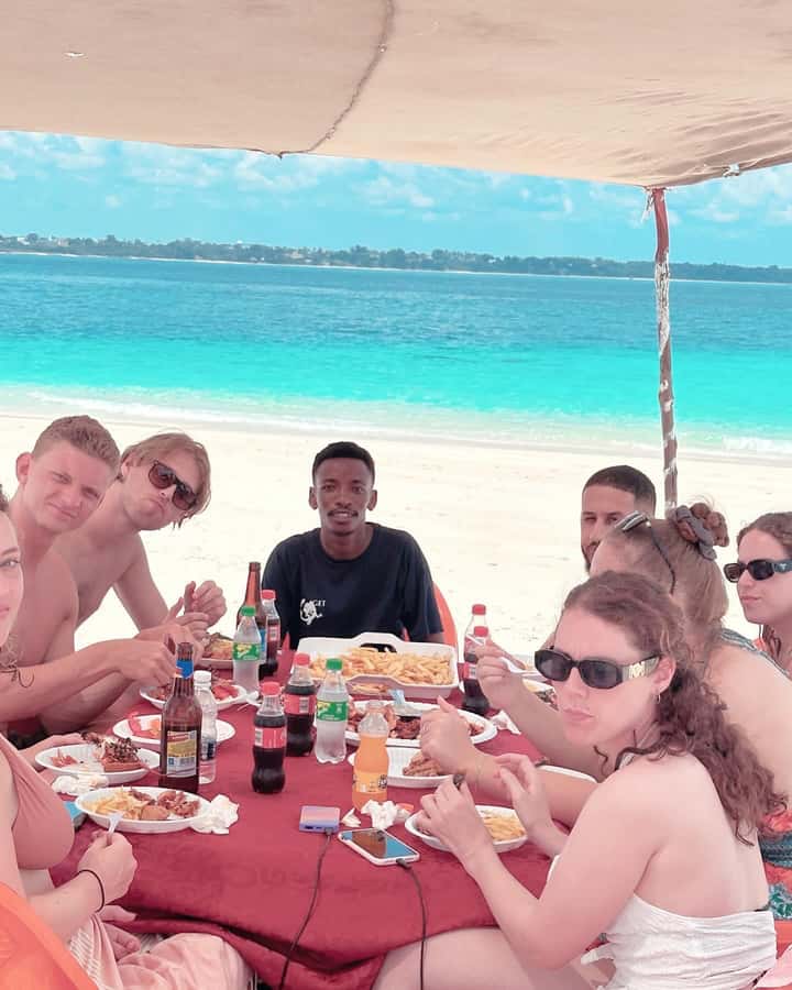 Zanzibar: Prison Island and Nakupenda Sandbank With Lunch - The 30-minute ride to Nakupenda Sandbank