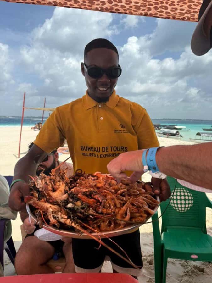 Zanzibar: Prison Island & Nakupenda Boat Tour with BBQ Lunch - Practical tips for a smoother day
