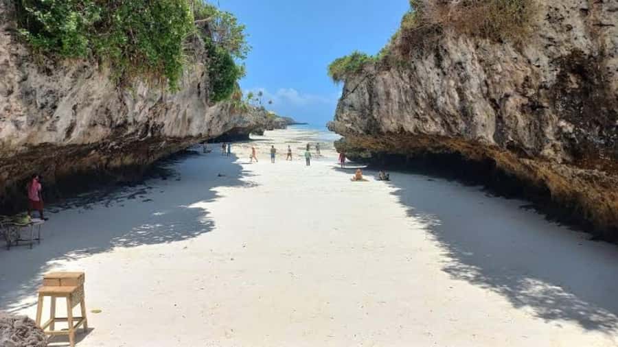 Zanzibar: Prison island, Sea Turtle Sanctuary + Mtende Beach - Crossing the water to Prison Island