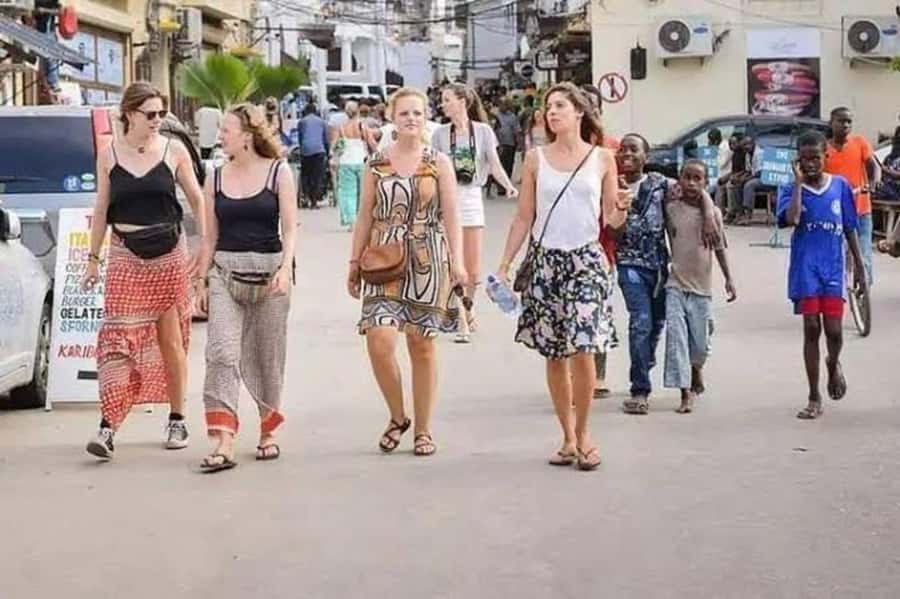 Zanzibar: Stone Town City Tour with Local Guide - Stone Town begins at the People’s Palace Museum