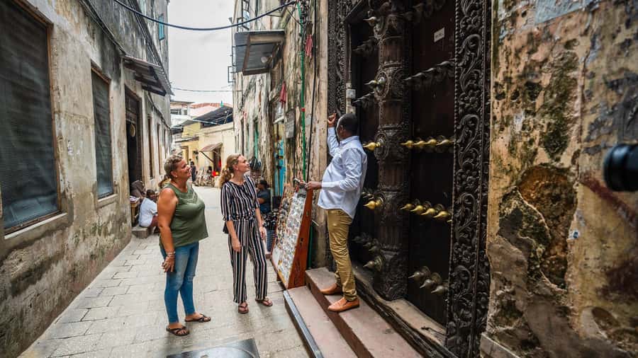 Zanzibar: Stone Town Historical Cultural Walking Guided Tour - Why Stone Town works best as a walking tour