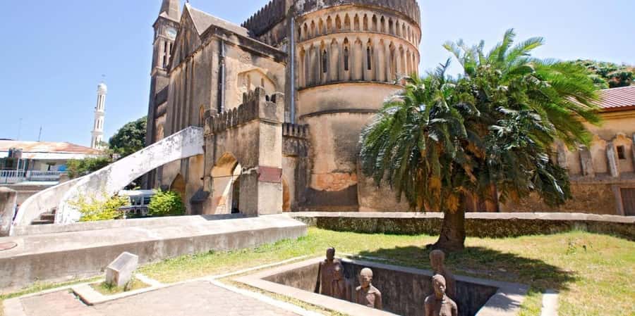 ZANZIBAR, Stone town tour, Prison Island & Spice farm - Stone Town’s old lanes and carved doorways